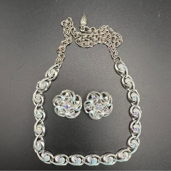 Vintage Silver-Tone Aurora Borealis Necklace and Clip-On Earrings Set - Picture 4 of 5